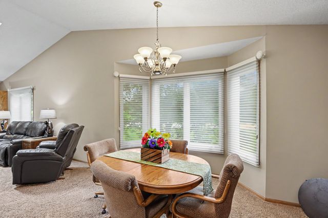 1028 NW Irvinedale Drive, Ankeny, IA 50023