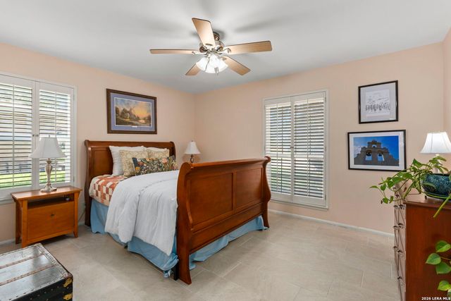 421 Windcrest Dr., Windcrest, TX 78239