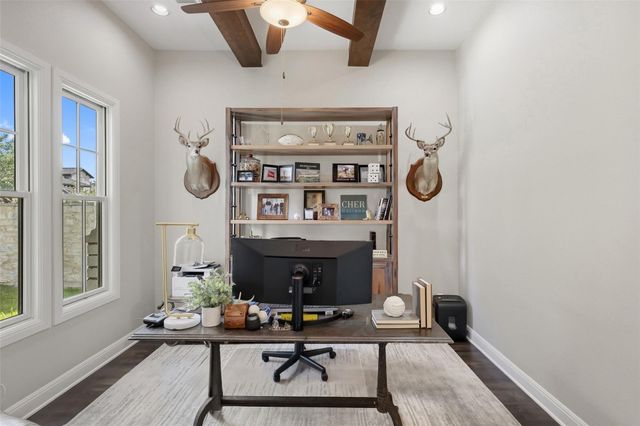 107 Birdstone LN, Georgetown, TX 78628
