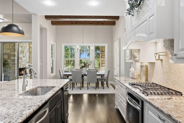 107 Birdstone LN, Georgetown, TX 78628