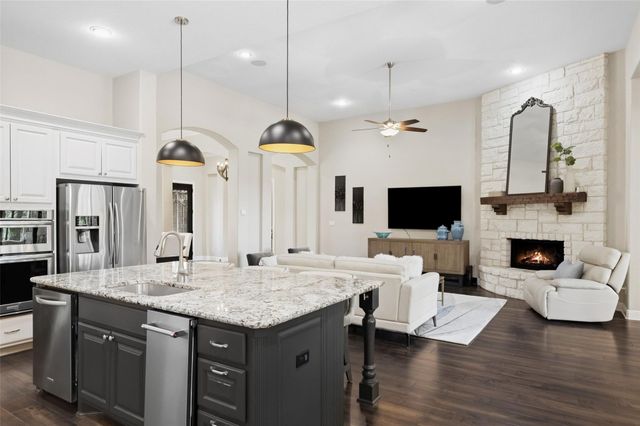 107 Birdstone LN, Georgetown, TX 78628