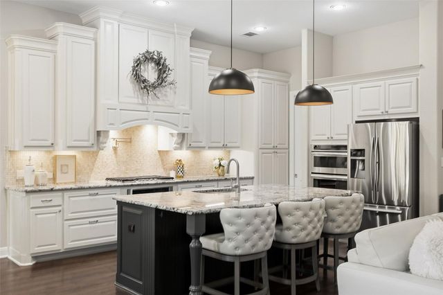 107 Birdstone LN, Georgetown, TX 78628