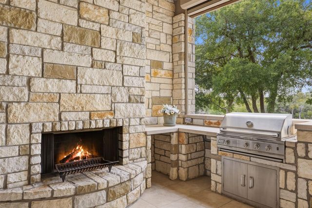 107 Birdstone LN, Georgetown, TX 78628