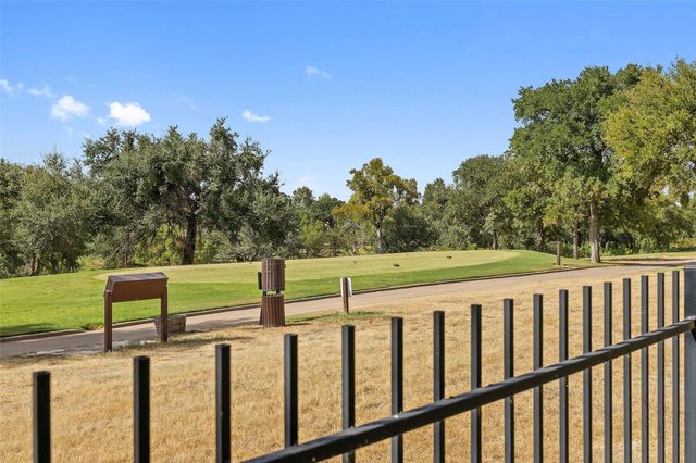 107 Birdstone LN, Georgetown, TX 78628