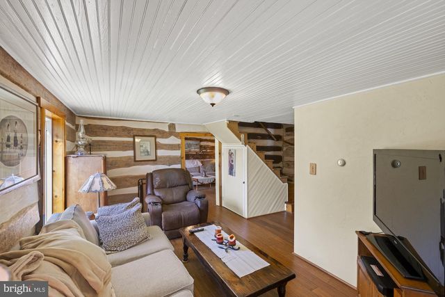 115 SPIGOT VALLEY RD, Biglerville, PA 17307