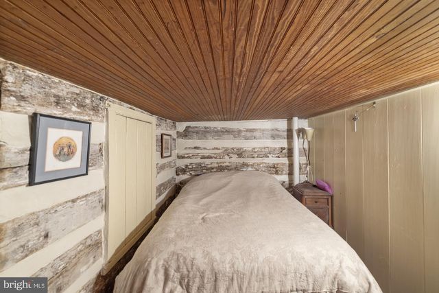 115 SPIGOT VALLEY RD, Biglerville, PA 17307