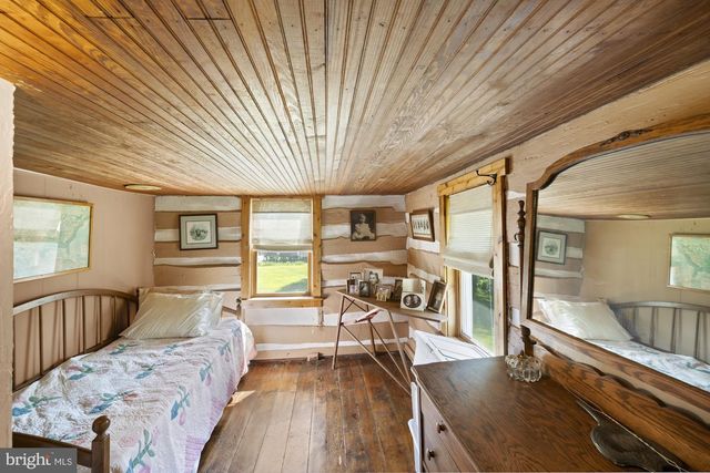 115 SPIGOT VALLEY RD, Biglerville, PA 17307