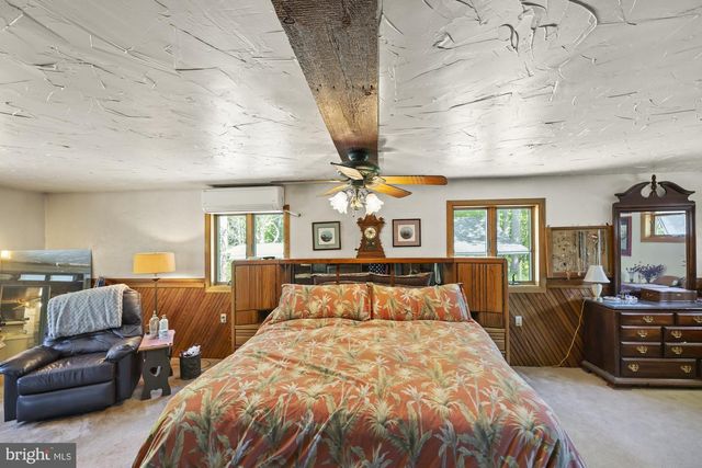 115 SPIGOT VALLEY RD, Biglerville, PA 17307
