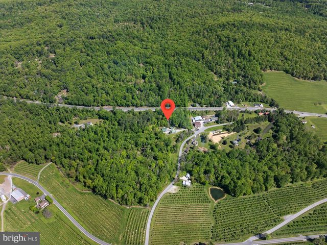 115 SPIGOT VALLEY RD, Biglerville, PA 17307