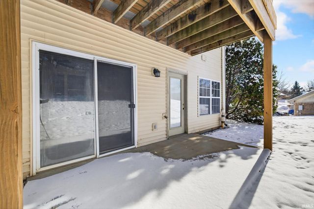 3705 E BARRINGTON Drive B101, Bloomington, IN 47408