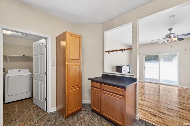 3705 E BARRINGTON Drive B101, Bloomington, IN 47408