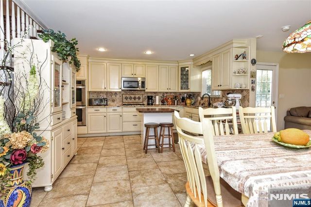 144 Romaine Road, North Haledon, NJ 07508