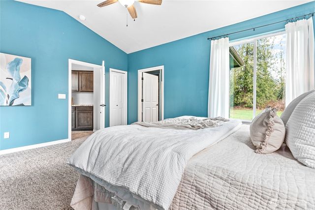 21070 Wildwood Place, Sedro Woolley, WA 98284