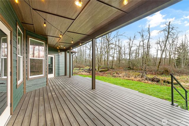 21070 Wildwood Place, Sedro Woolley, WA 98284