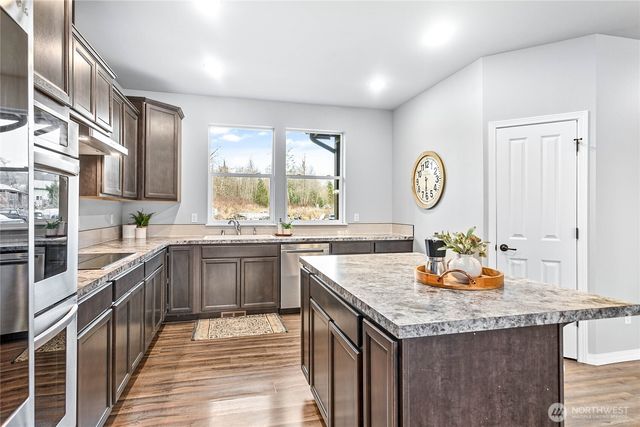 21070 Wildwood Place, Sedro Woolley, WA 98284