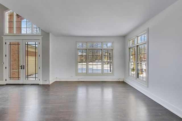 309 Ridge Road, Highland Park, IL 60035