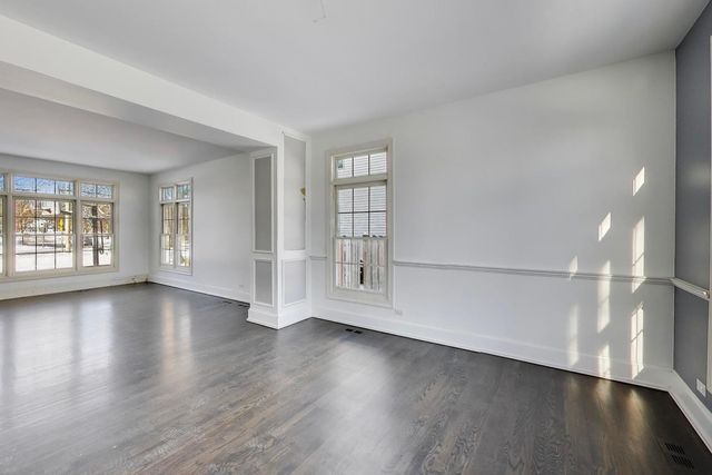 309 Ridge Road, Highland Park, IL 60035