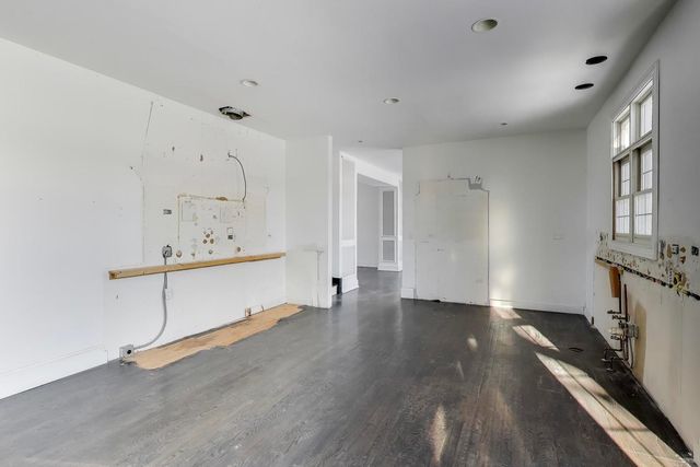 309 Ridge Road, Highland Park, IL 60035