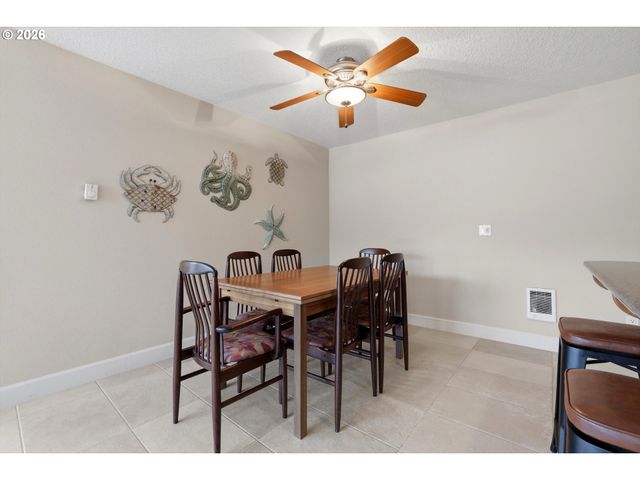 300 N PACIFIC St 37, Rockaway Beach, OR 97136