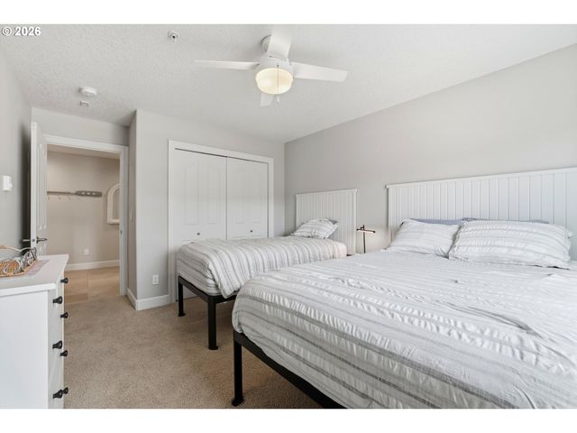 300 N PACIFIC St 37, Rockaway Beach, OR 97136