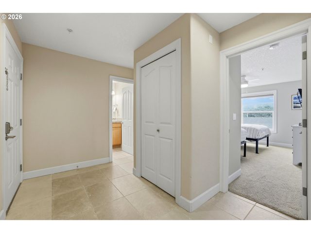 300 N PACIFIC St 37, Rockaway Beach, OR 97136