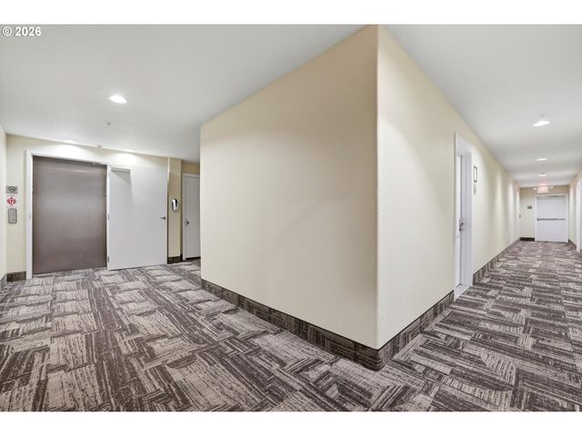 300 N PACIFIC St 37, Rockaway Beach, OR 97136
