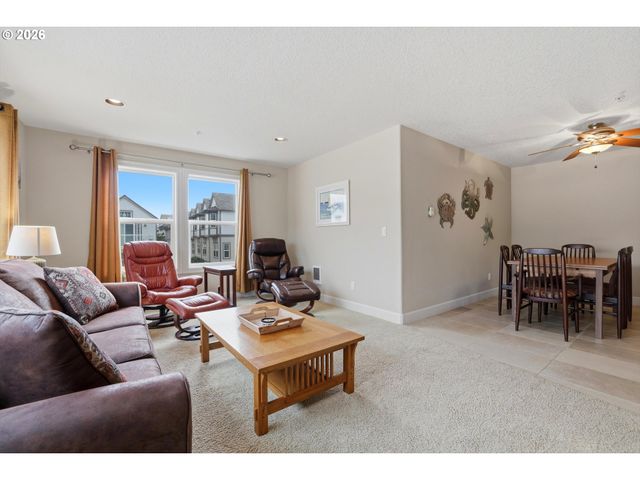 300 N PACIFIC St 37, Rockaway Beach, OR 97136