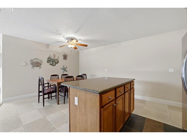 300 N PACIFIC St 37, Rockaway Beach, OR 97136