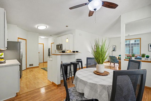 292 Tamarack Trail 808, Farmington, MN 55024