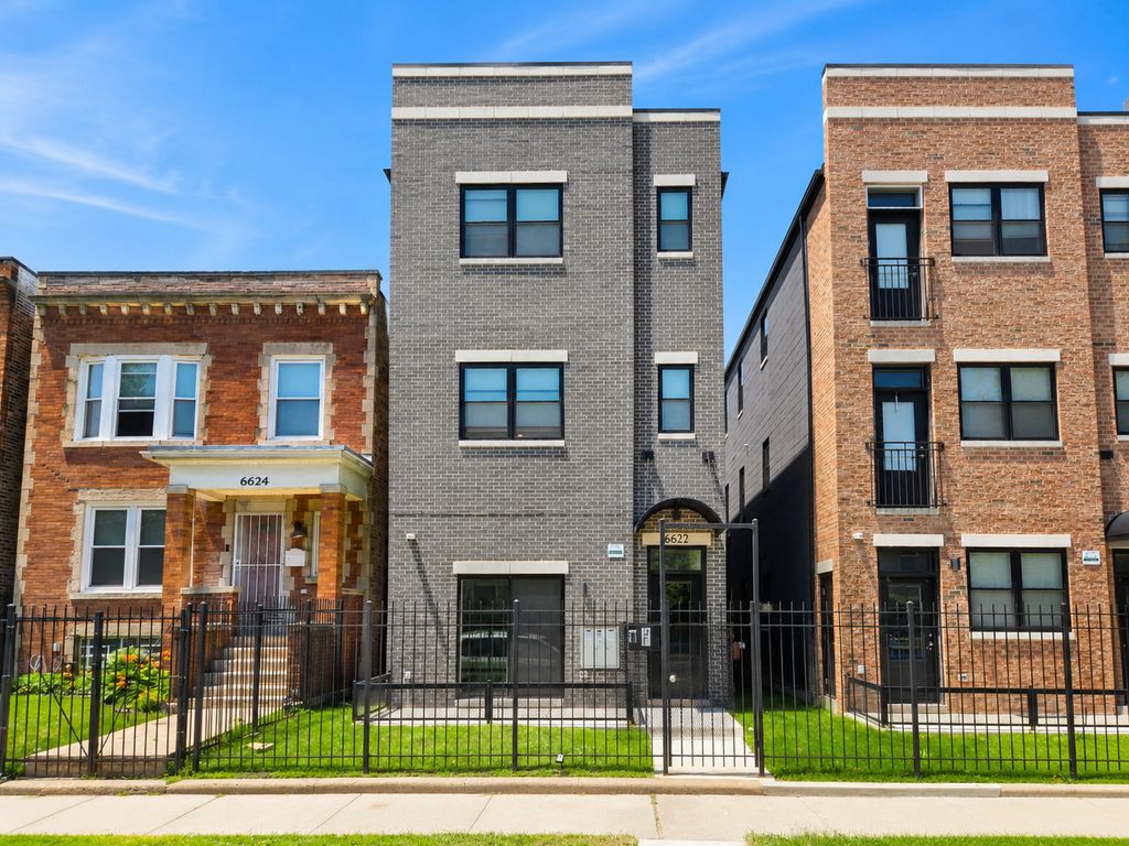 6622 S University Avenue 1, Chicago, IL 60637