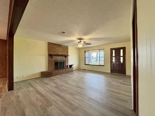 605 Tool Drive, Tool, TX 75143