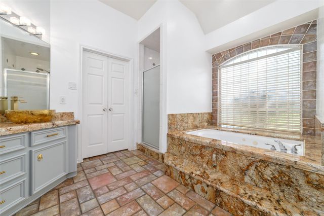 1513 County Road 149, Alvin, TX 77511