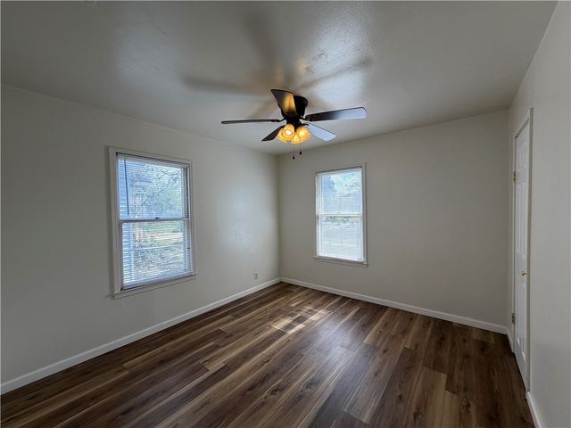 2106 Harvard St, Corpus Christi, TX 78416