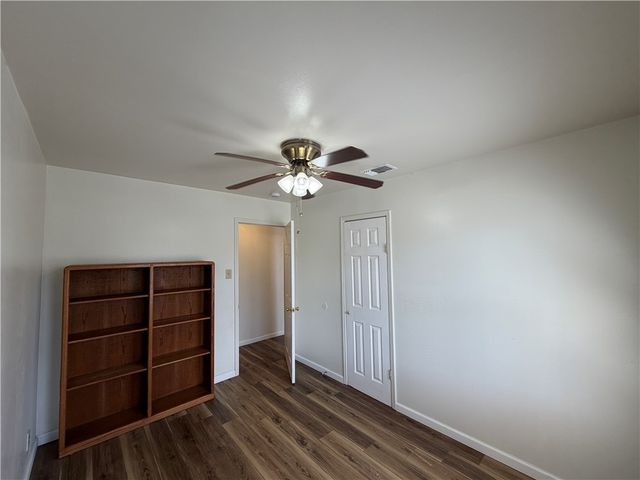 2106 Harvard St, Corpus Christi, TX 78416