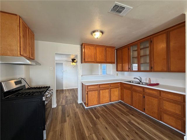 2106 Harvard St, Corpus Christi, TX 78416