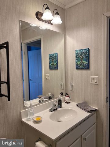 42 QUEEN ELEANOR DR, Elkton, MD 21921