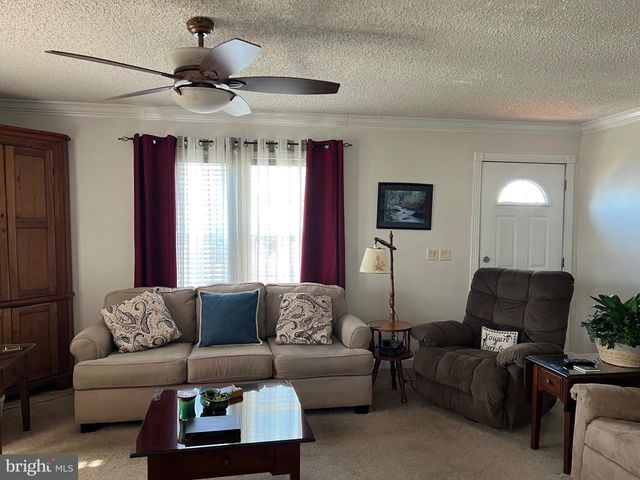 42 QUEEN ELEANOR DR, Elkton, MD 21921