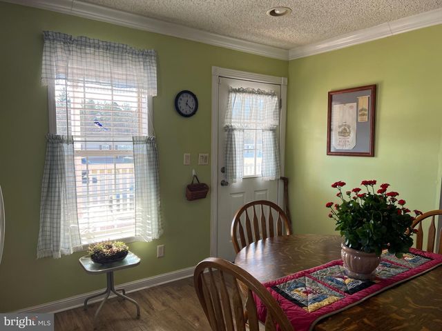 42 QUEEN ELEANOR DR, Elkton, MD 21921