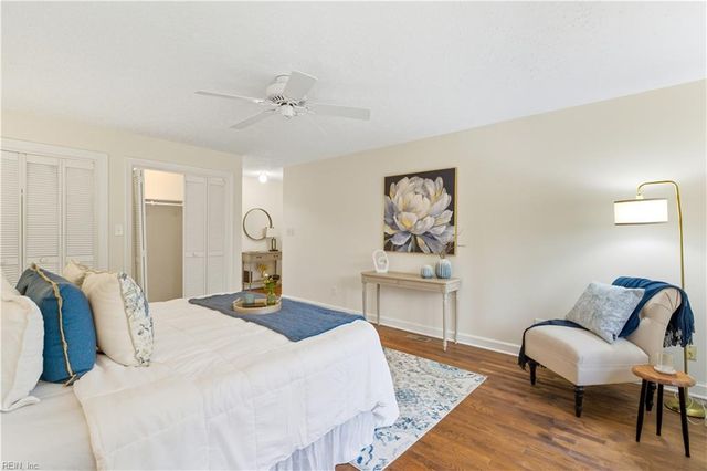 74 Knollwood DR, Newport News, VA 23608