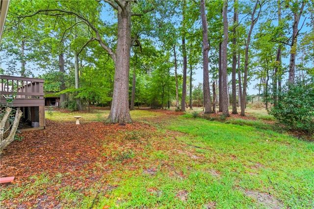 74 Knollwood DR, Newport News, VA 23608