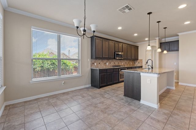 7257 Laguna Del Campo Trail, Fort Worth, TX 76131