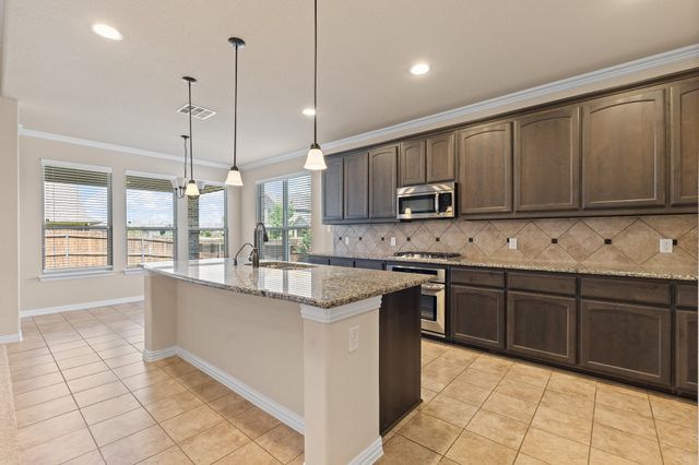 7257 Laguna Del Campo Trail, Fort Worth, TX 76131