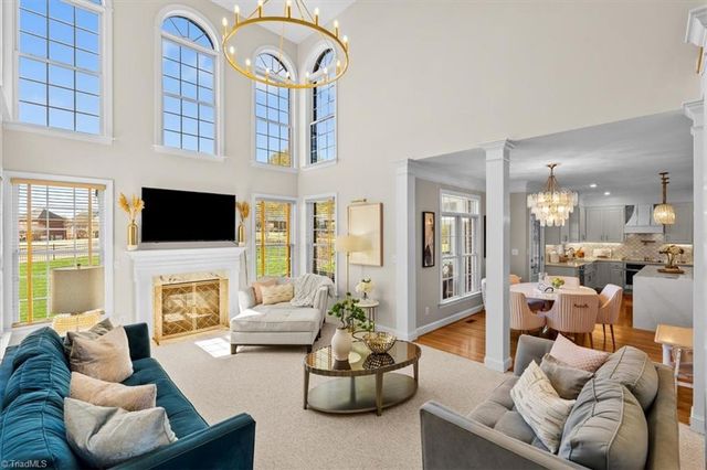 1010 Keswick Lane, Clemmons, NC 27012