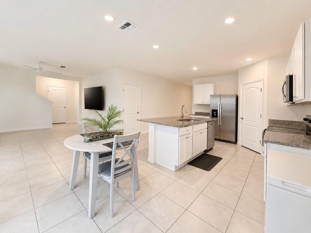1117 GRIFFON AVENUE, Lake Alfred, FL 33850