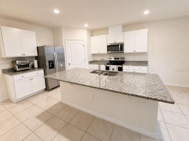 1117 GRIFFON AVENUE, Lake Alfred, FL 33850