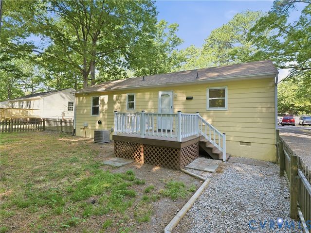 19513 Julep Cir, South Chesterfield, VA 23834