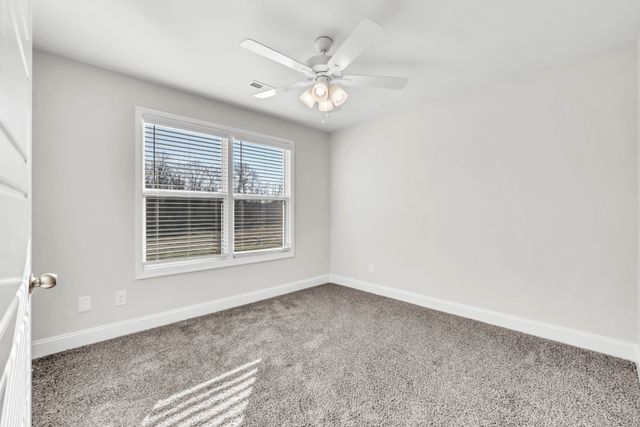 164 Leitrim Dr, Clarksville, TN 37042