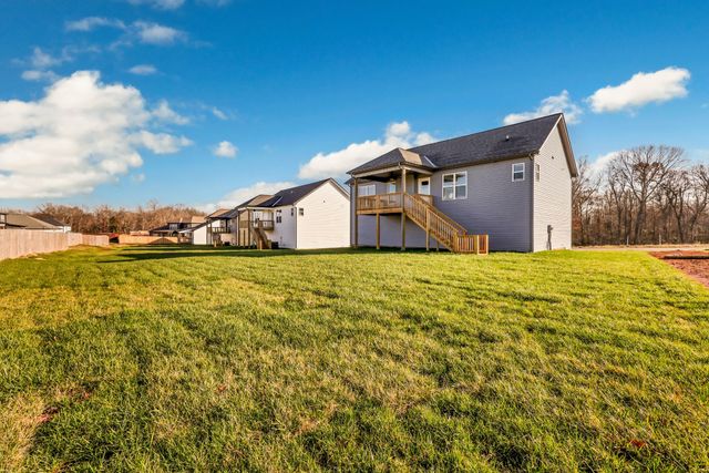 164 Leitrim Dr, Clarksville, TN 37042