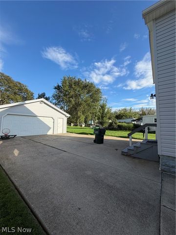 717 Mckinley Avenue, Bedford, OH 44146