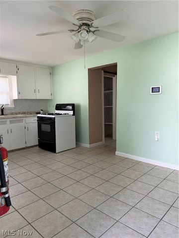 717 Mckinley Avenue, Bedford, OH 44146